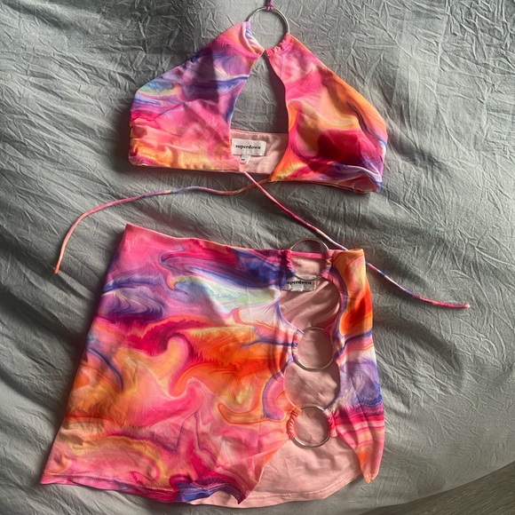 Revolve Superdown set - Picture 2 of 4